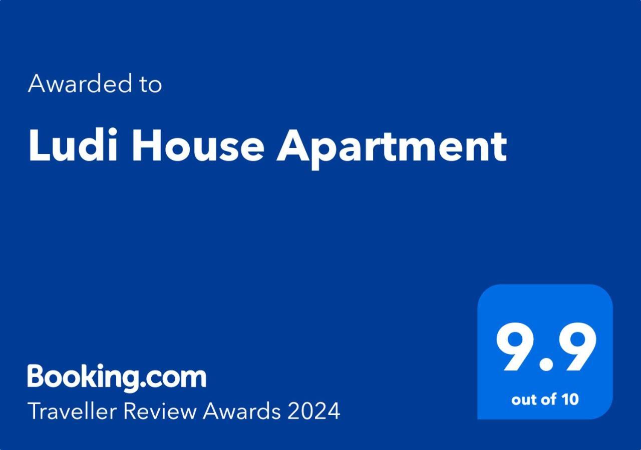 Ludi House Apartment Târgu-Mureş Eksteriør bilde